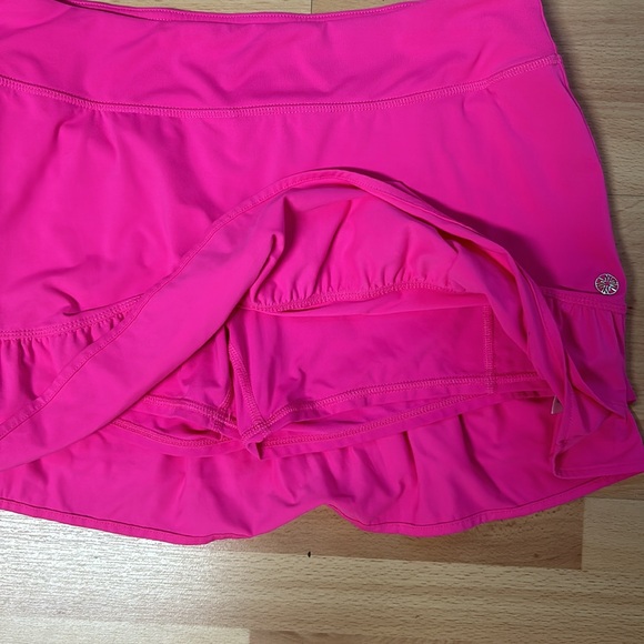 Lilly Pulitzer Fern Ruffle Skort Grenadine Size M Like New - Picture 3 of 6